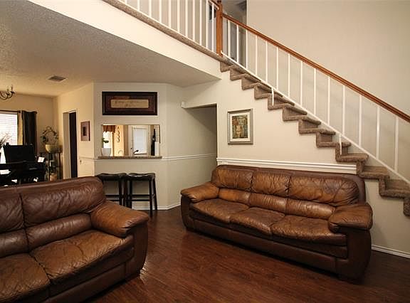 5th image of 2513 Creekwood Ln