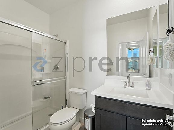 5th image of 3461 S 174th Ave