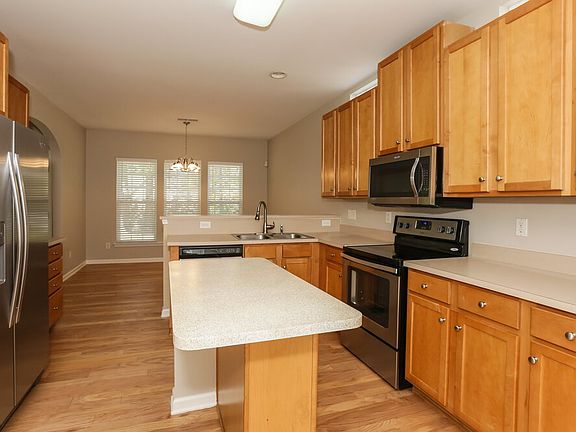 5th image of 2542 Carmathen Rd