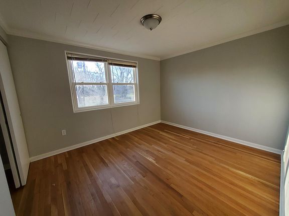 4th image of 4056 Saint Monica Dr