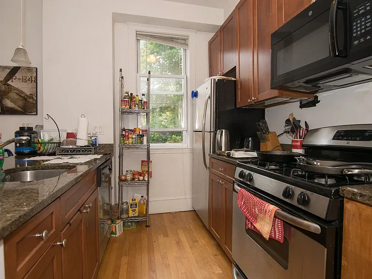 40 Newton St #C2 — Photo 5