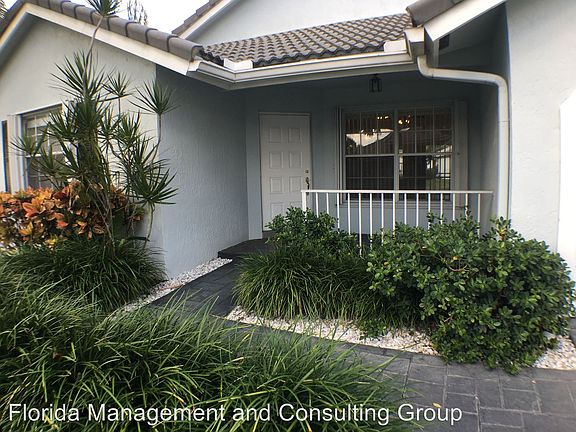 3rd image of 5451 Pine Ct