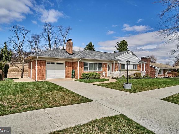 5th image of 119 Sunset Dr