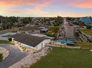 4107 Magnolia Dr, Ellenton, FL 34222