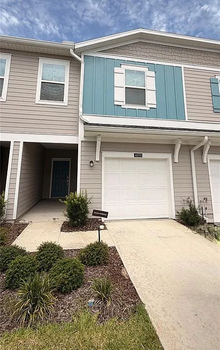 4898 SW 81st Loop