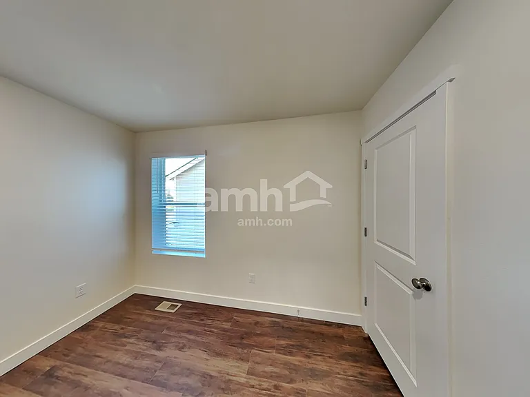 1068 Broyles Xing — Photo 19