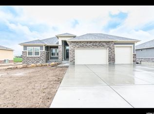1946 S 2575 W, West Haven, UT 84401