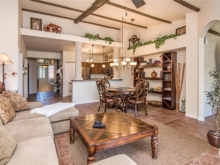 20230 Estero Gardens Cir #206 — Photo 2