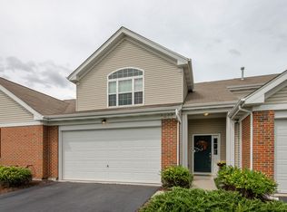 1425 Draper Rd #42-2, McHenry, IL 60050