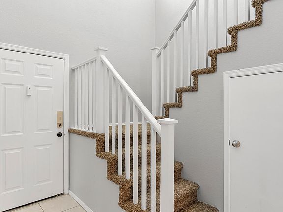 3rd image of 5621 E Kelton Ln