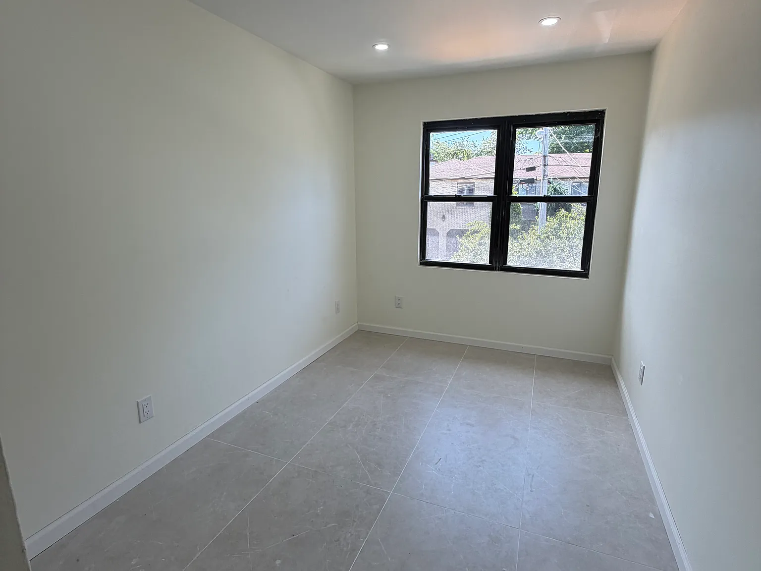 2 bed, $2,500 — Photo 2