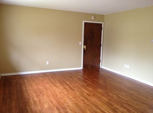 4200 Lake Breeze Ave APT 3, Crystal, MN 55429