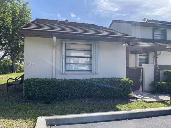 9099 SW 133rd Ct APT G, Miami, FL 33186