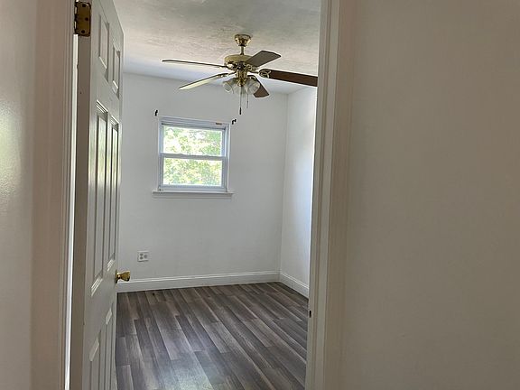 3rd image of 422 Olmstead Ave