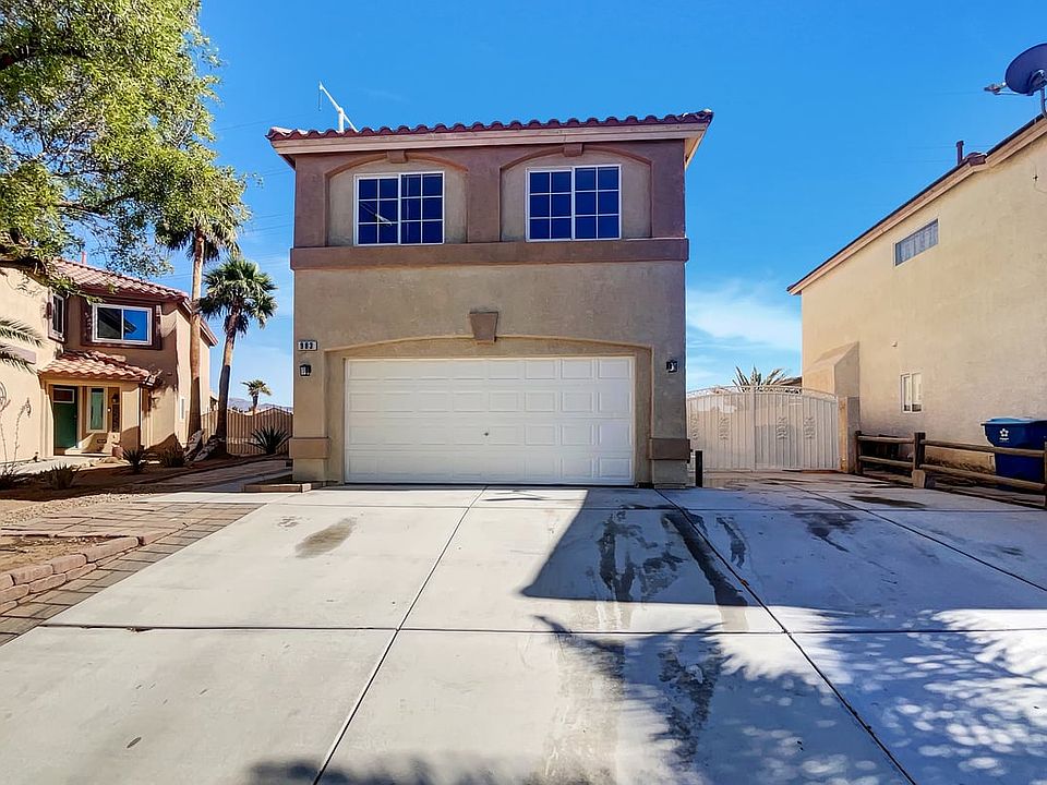 1st image of 989 Plantain Lily Ave