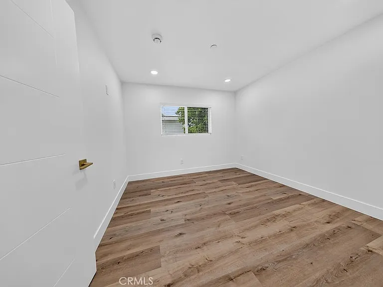 13426 Kamloops St — Photo 33