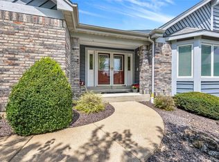 10 Depaula Trl #18C, Saint Charles, MO 63301