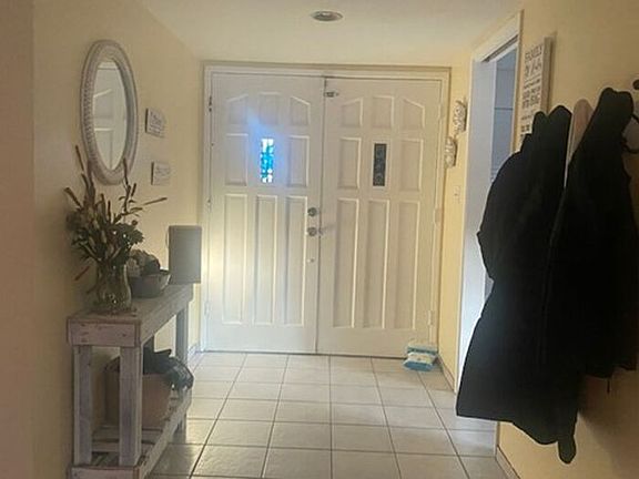 2nd image of 2961 Litchfield Dr