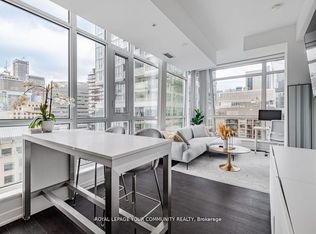 30 Nelson St #1602, Toronto, ON M5V 0H5