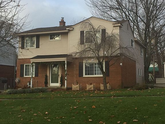3rd image of 745 N Selfridge Blvd