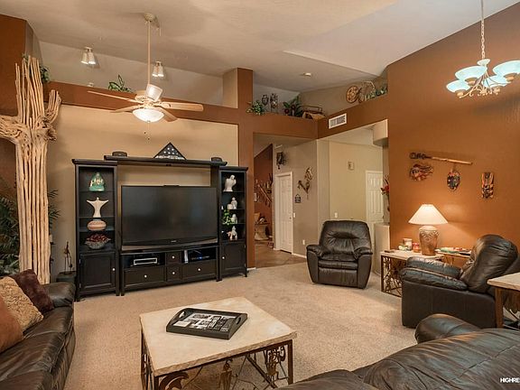 Formal Living/Dining Room