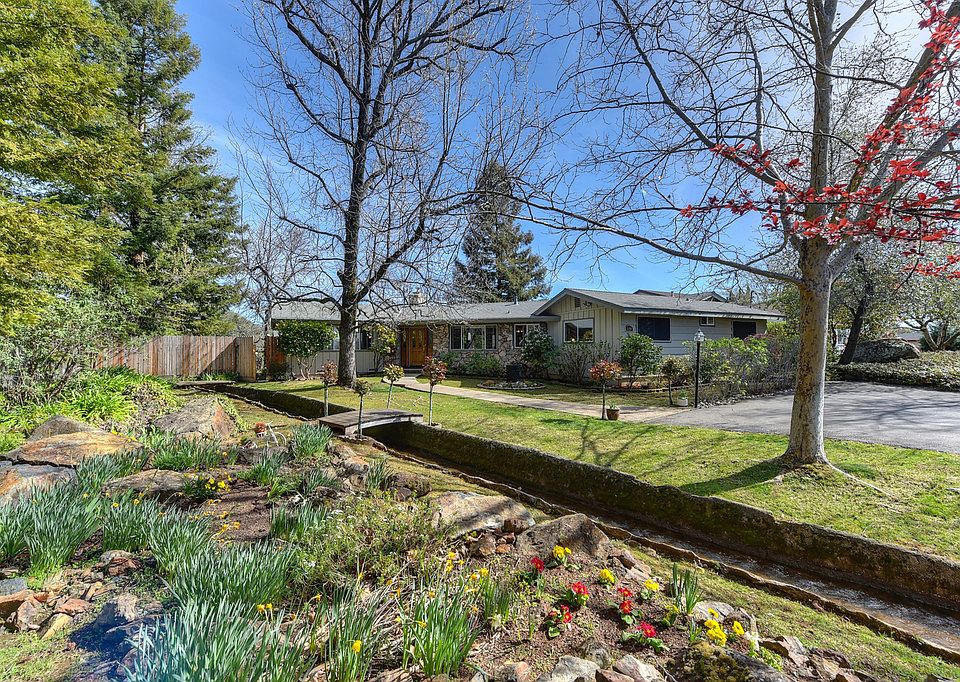 1st image of 1420 Wesley Ln