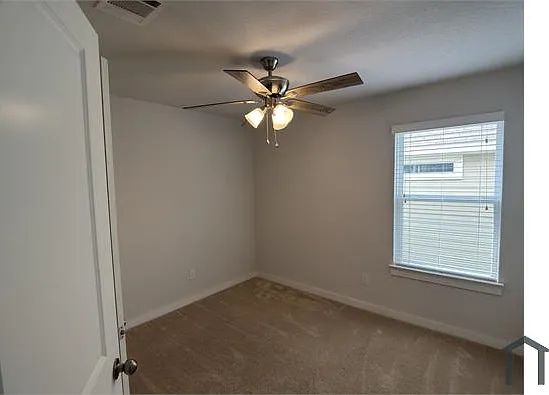 4047 Legend Mdws — Photo 9