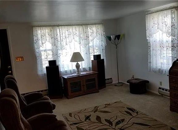 2nd image of 1938 Easton Ave