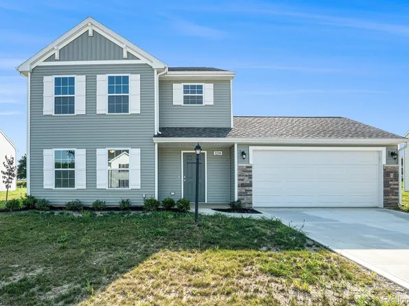 2328 Pear Tree Dr, Burton, MI 48519