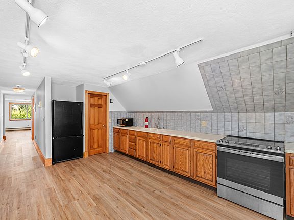 3rd image of 69 Coolidge Rd #3
