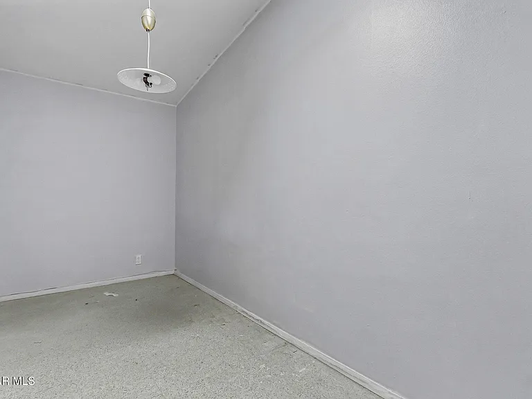 2801 Polk Ave — Photo 14
