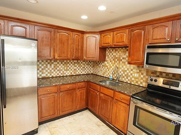2nd image of 5961 N Falls Circle Dr APT 213