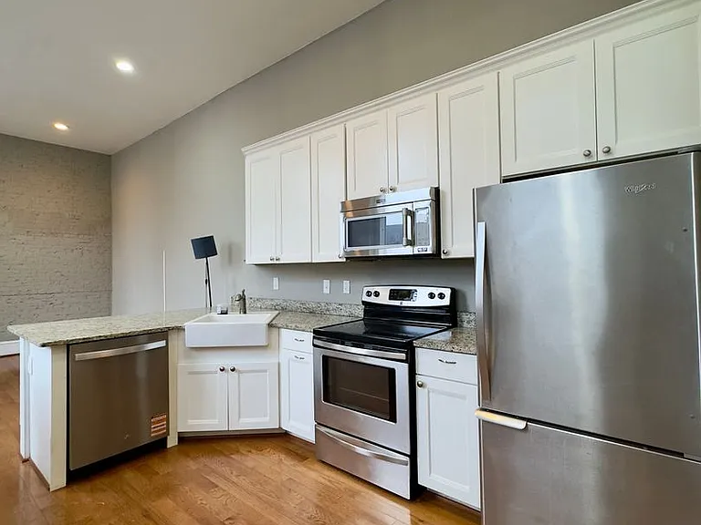 Apartment Units in Downtown, Baltimore, MD! — Photo 63