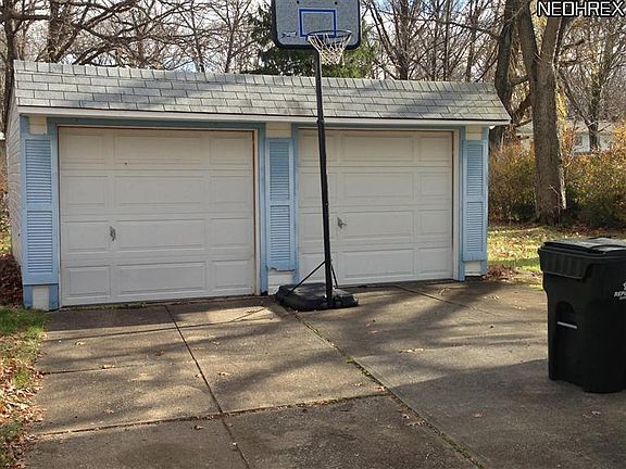 4th image of 4441 Georgette Ave
