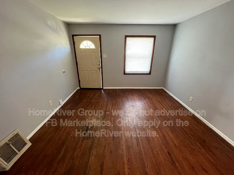 3 bed, 1.0 bath, 854 sqft, $1,450 — Photo 4
