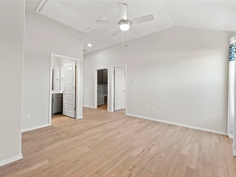 102 Crooked Trl — Photo 20