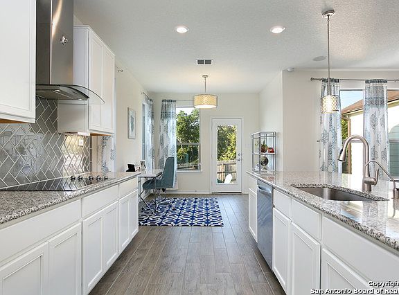 3rd image of 7525 San Mirienda