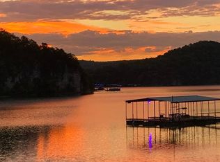 207 Cottage Dr, Camdenton, MO 65020