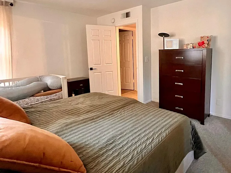 1814 K St #L3 — Photo 16