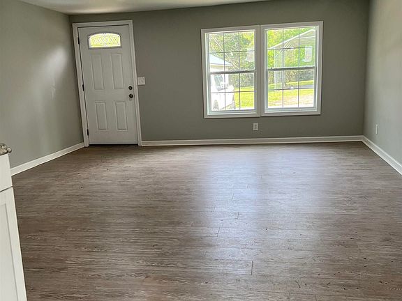 2nd image of 601 6th Ave SW