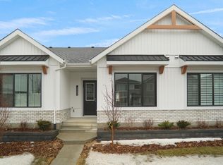 20605 42nd Ave NW, Edmonton, AB T6M0R8