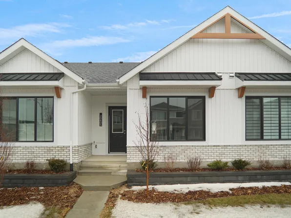 20605 42nd Ave NW, Edmonton, AB T6M 0R8