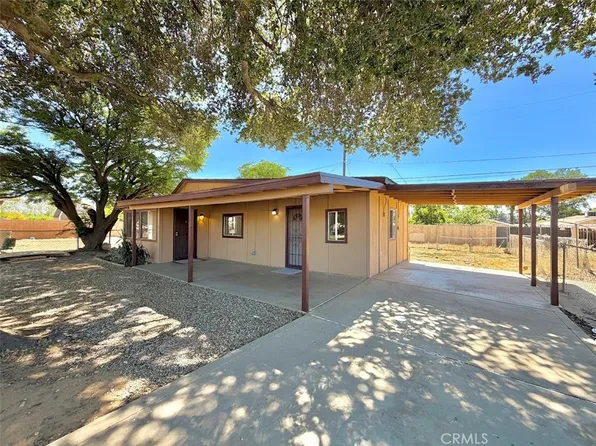 925 Chestnut Ave, Beaumont, CA 92223