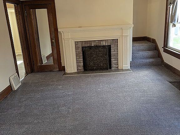 3rd image of 250 Westbrook Ave