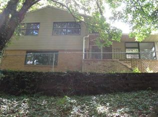 2040 6th St SW, Akron, OH 44314