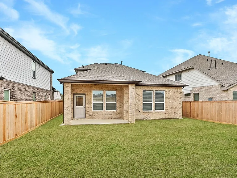 21110 Armstrong County Dr — Photo 27