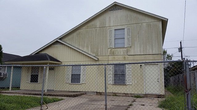 1st image of 4614 Calle La Mansion