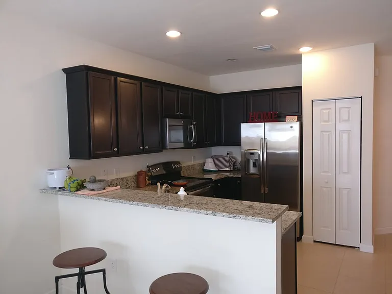 8871 NW 102nd Ct — Photo 10