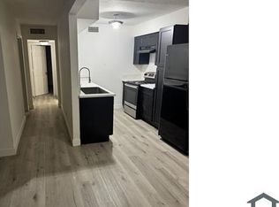 912 Bishop Dr APT 3, Las Vegas, NV 89107