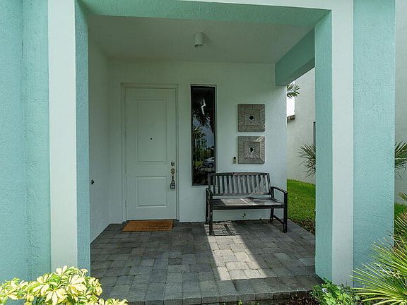 3rd image of 4985 Coquina Pl